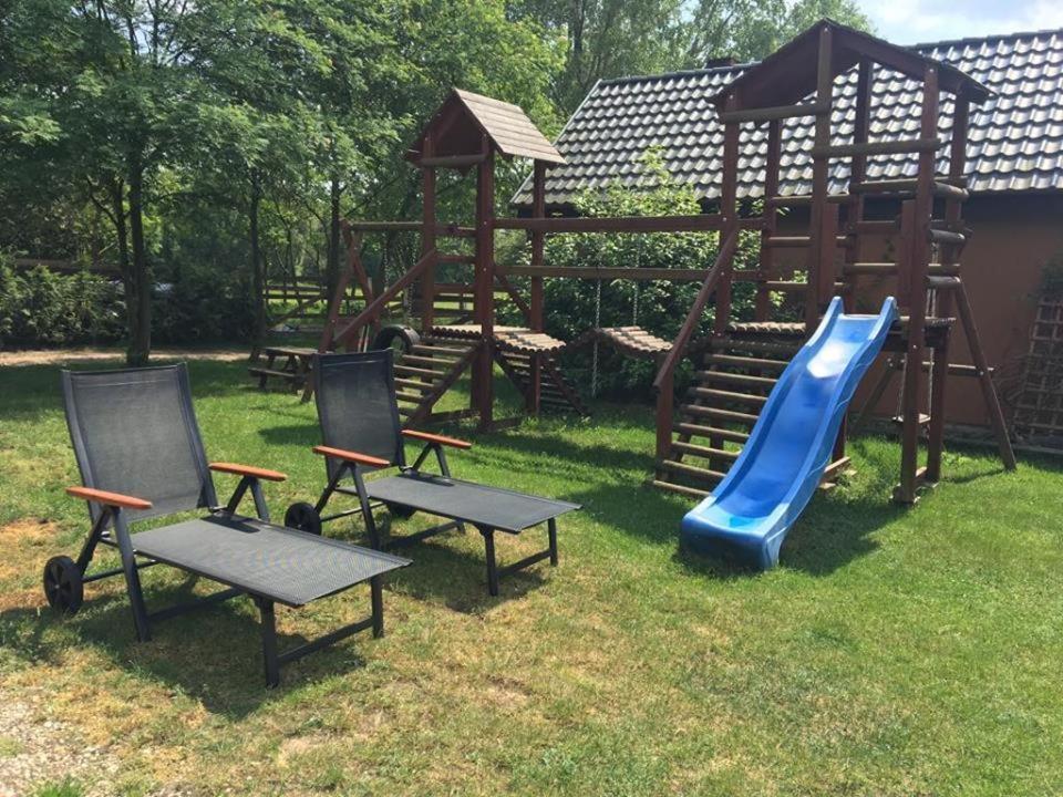 Stajnia Zwierzyniec Chalet Miedzychod
